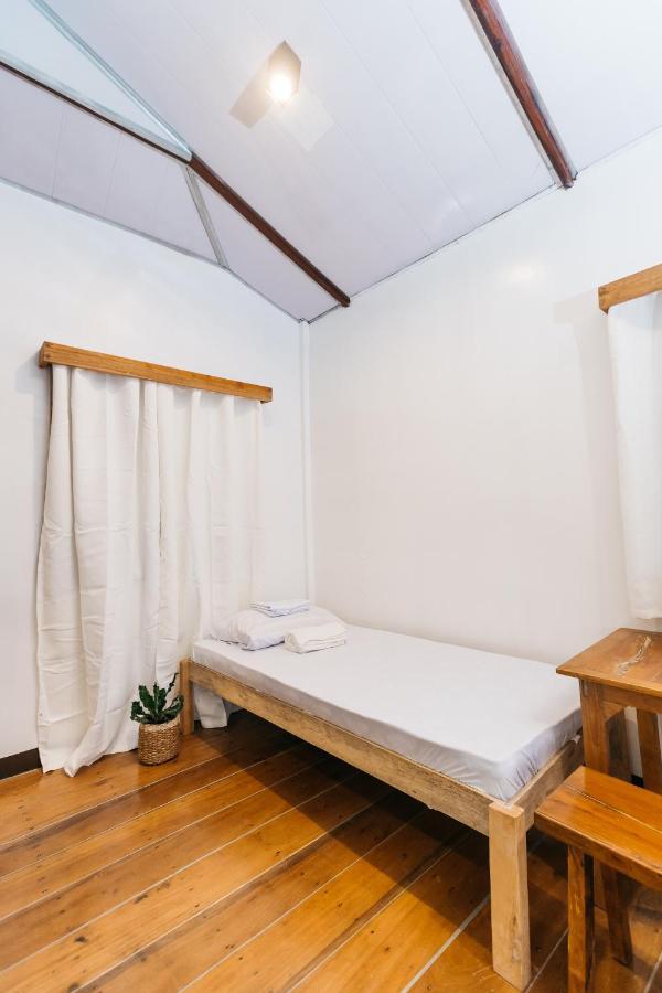 Higala Hostel Siargao General Luna  Zewnętrze zdjęcie